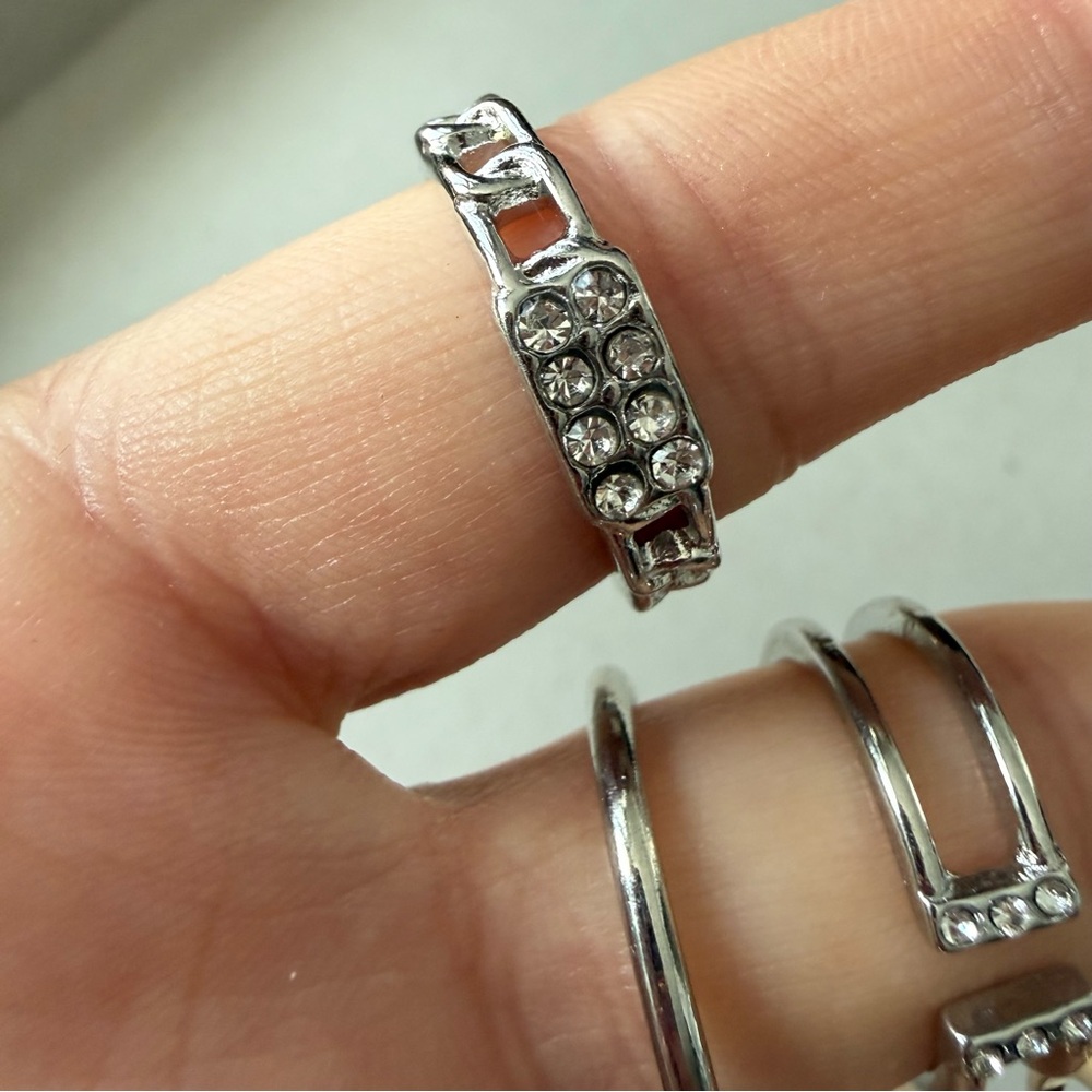 5 Stackable Rings in Gold & Silver Metal - Picture 5 of 5
